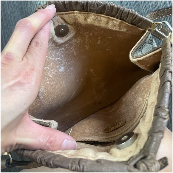 Authentic Brown GUCCI GG Plus Shoulder Crossbody Bag - Picture 4 of 17